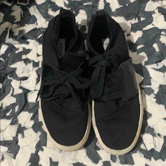 Steve Madden sneakers - Picture 1 of 3
